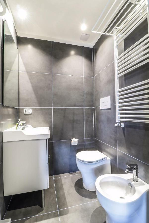 Il Grattacielo B&B Napoli Ngoại thất bức ảnh